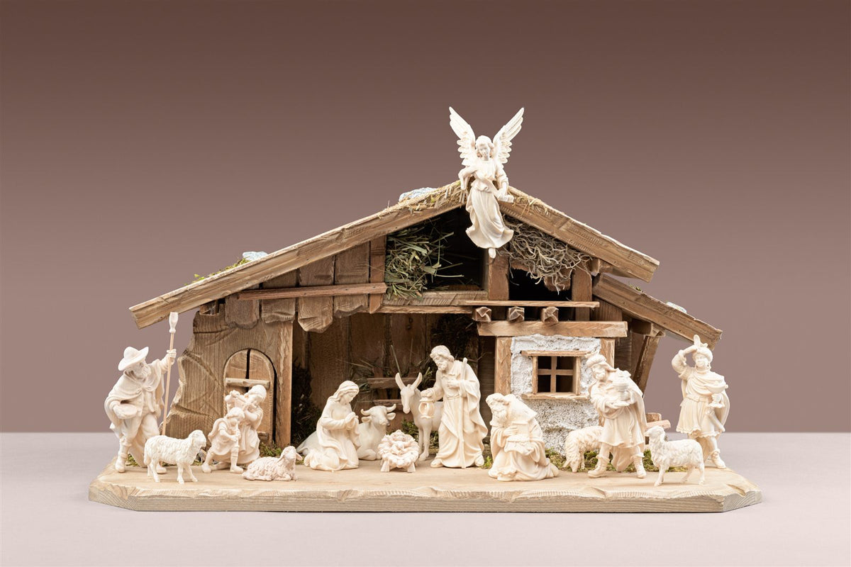 IN Set 15 Figuren + Stall Mühlbach