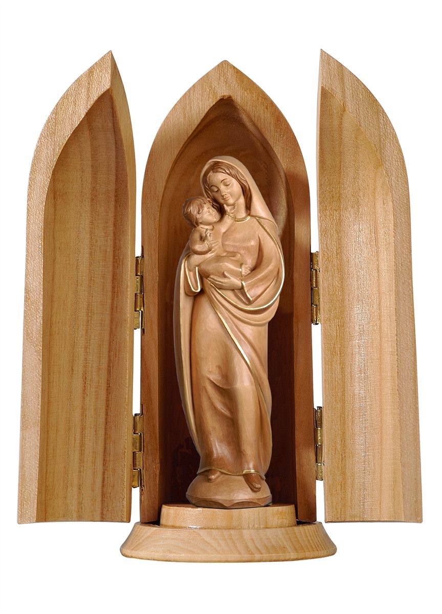 Madonna Pema in Nische
