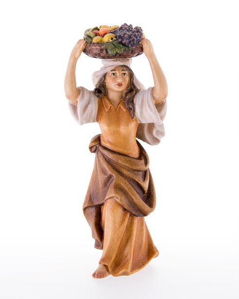 Frau mit Obstkorb