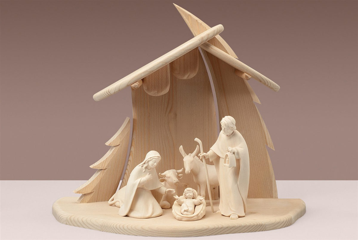 LI Stall Tannenbaum + 5 Figuren Licht Krippe