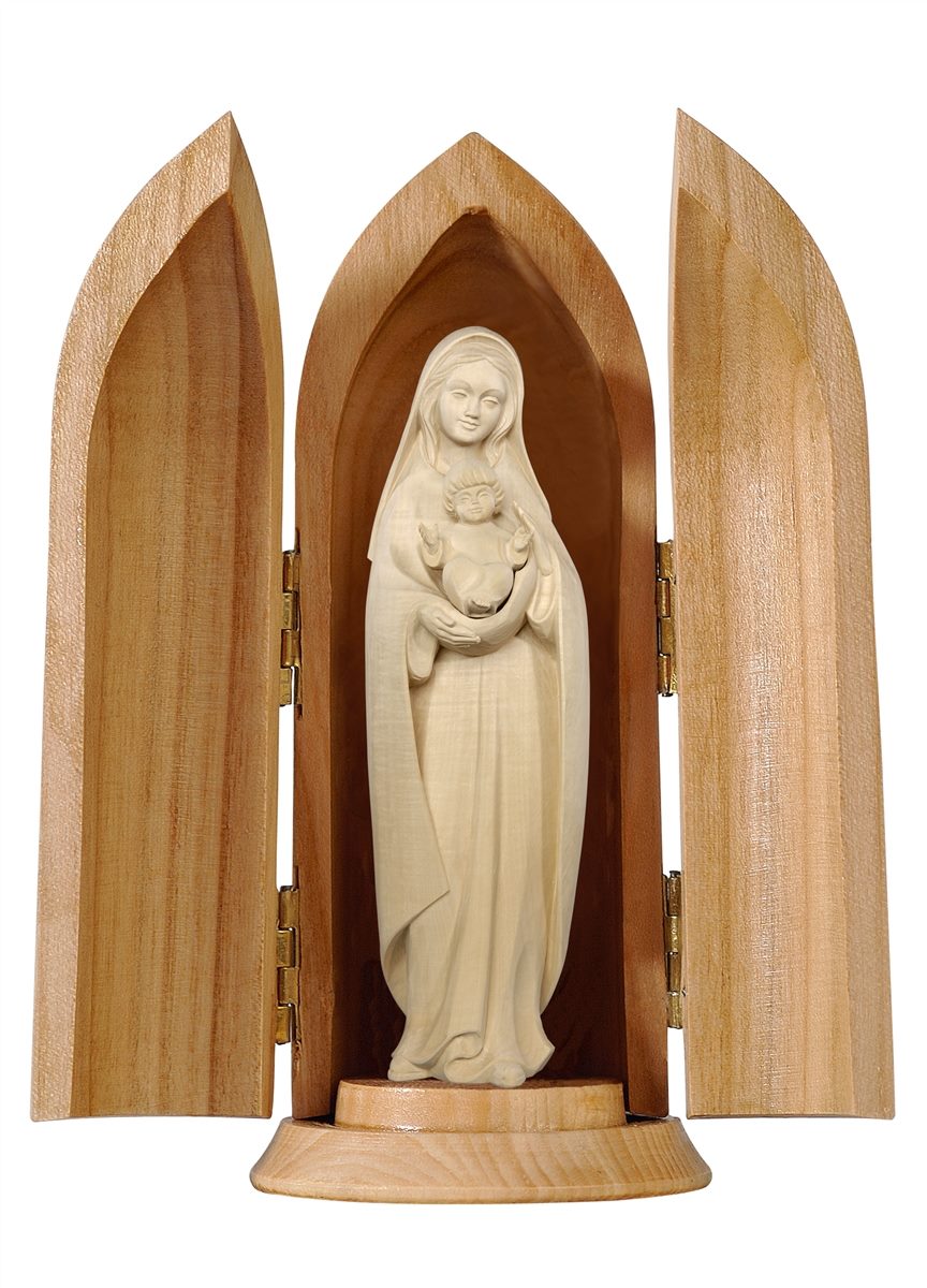 Madonna des Herzens in Nische