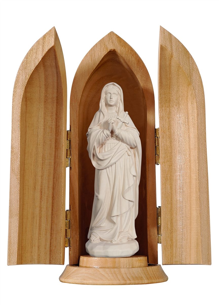 Schmerzensmutter in Nische
