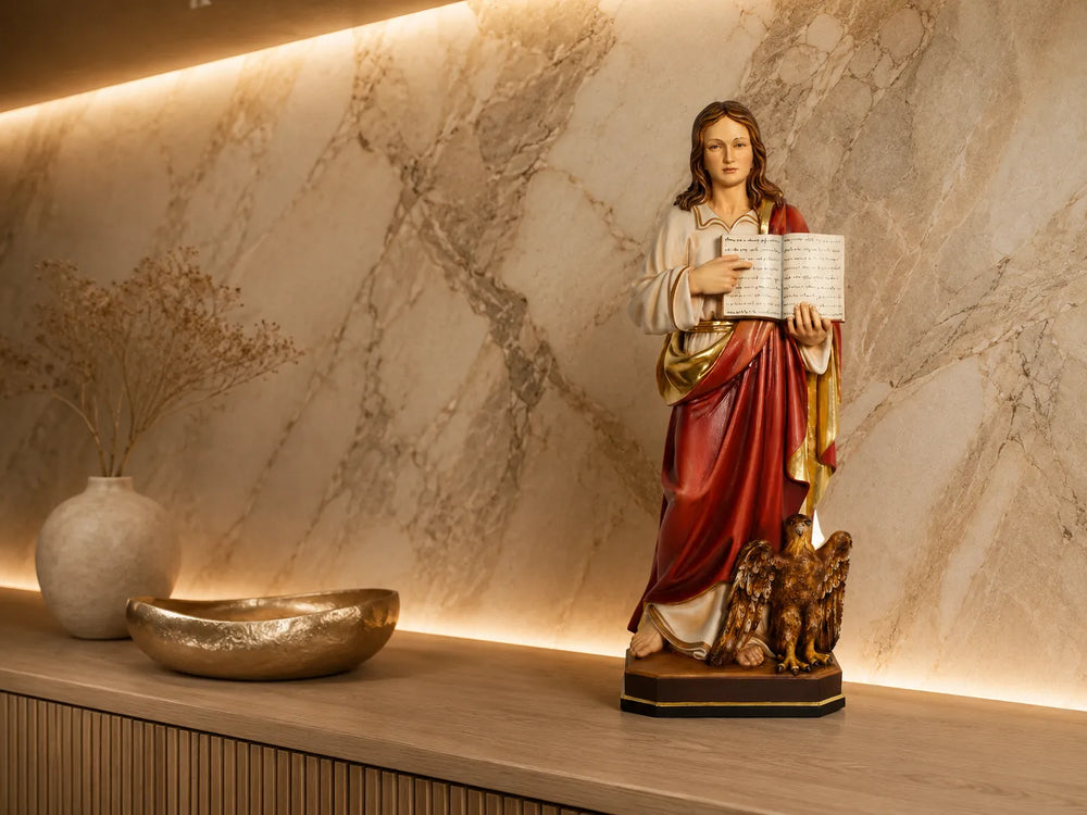 Heiliger_Johannes_Evangelist_holzgeschnitzt