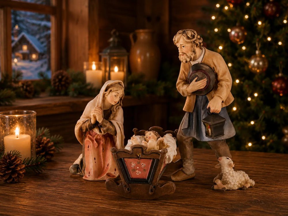Heimatliche Krippe LEPI Heilige Familie holzgeschnitzt und handbemalt weihnachtliche Stimmung