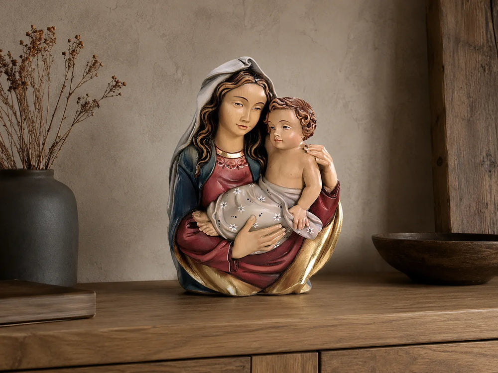 Madonna_Relief_holzgeschnitzt